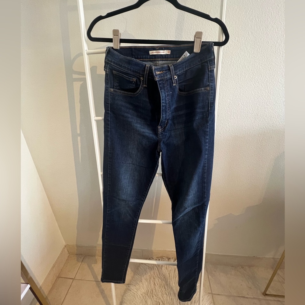 Levi’s Mile High Súper skinny size 30